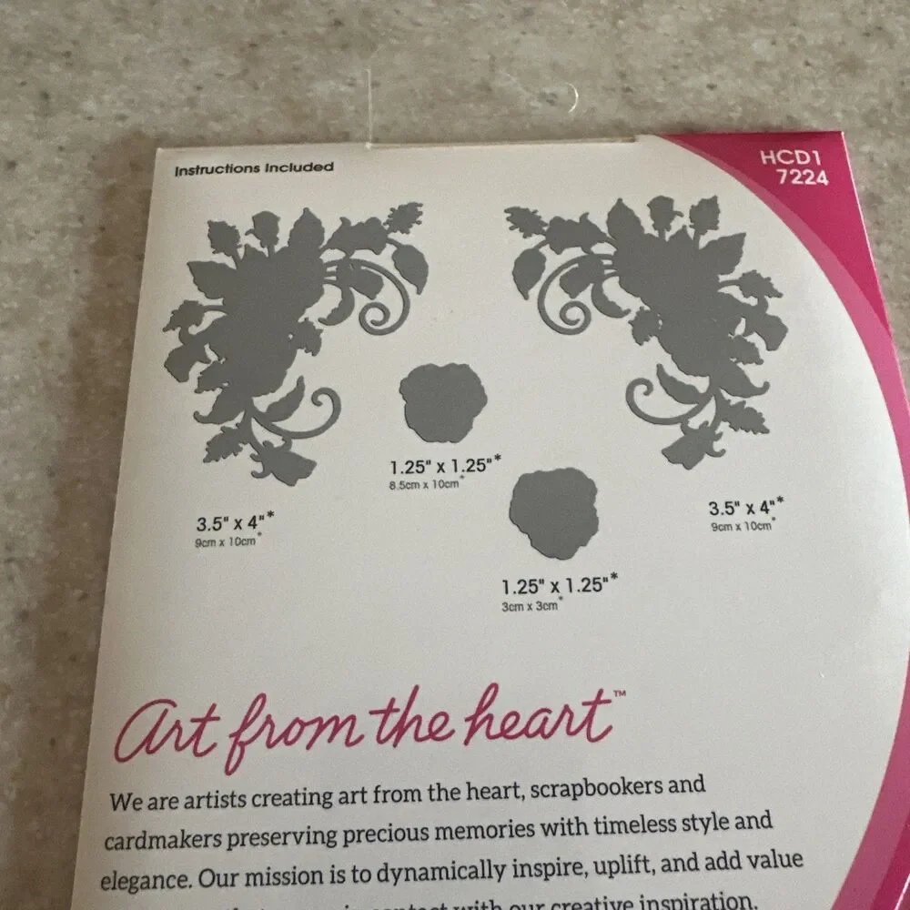 Heartfelt Creations Delicate Pansy Spray Stamp and Die Set retired